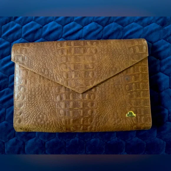 III Milenio leather 3 pocket Hand bag with strap - Picture 1 of 7